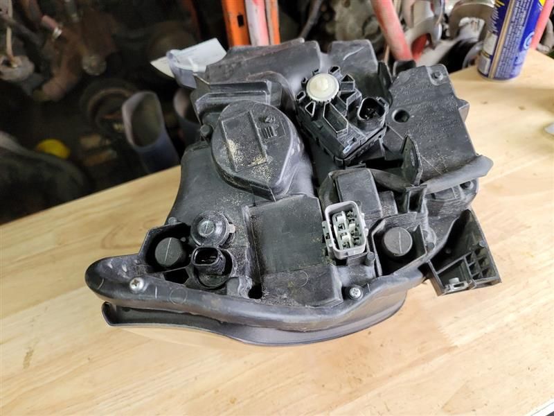 2020 Toyota Tundra Headlight Assembly
