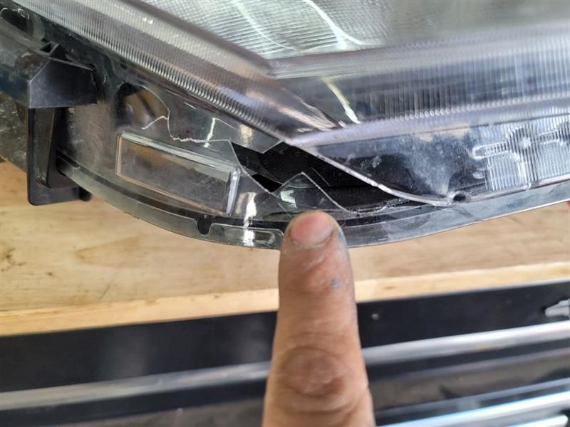 2020 Nissan Rogue Headlight Assembly